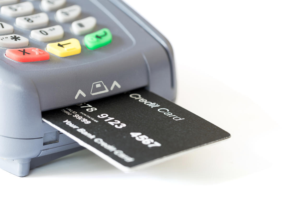 畅捷支付pos机怎么刷磁条信用卡 pos机怎样刷信用卡收款(pos机怎样刷信用卡收款的钱)